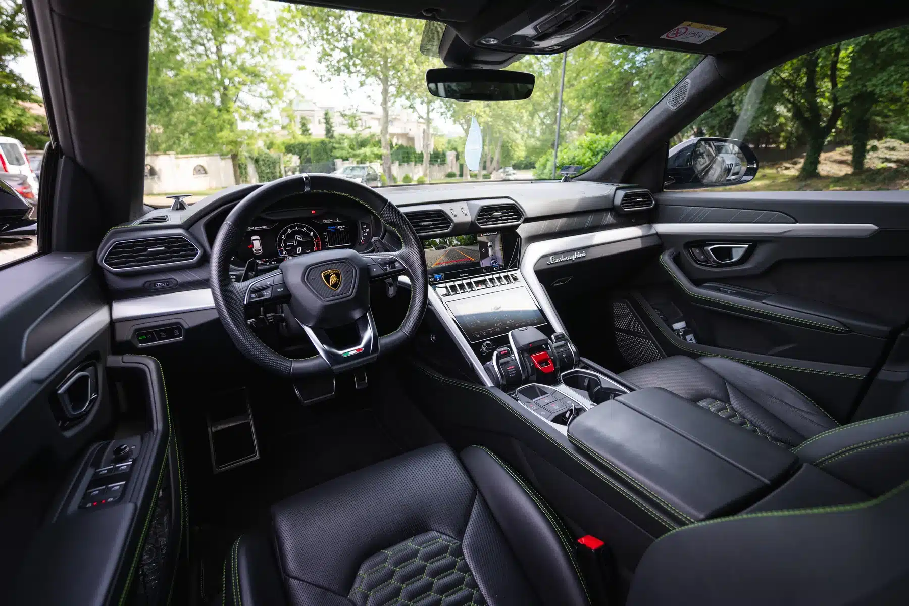 Lamborghini_Urus_Iznajmljivanje_lux_vozila05